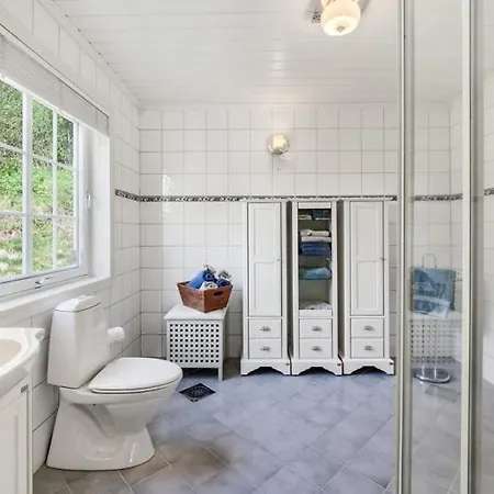 Det Landlige Huset - Naer Tusenfryd *